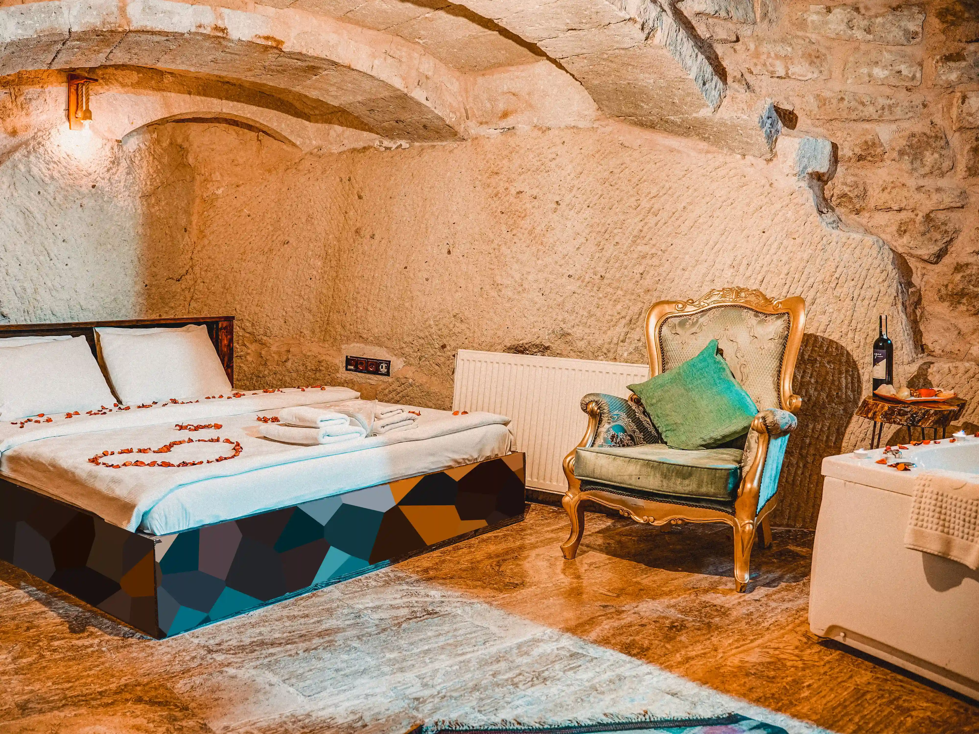 Naz Jacuzzi Deluxe Room